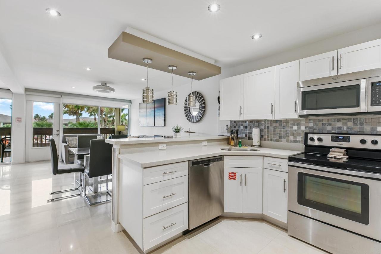 Newly Decorated Condo In Beautiful Beachfront Resort South Padre Island Exteriér fotografie