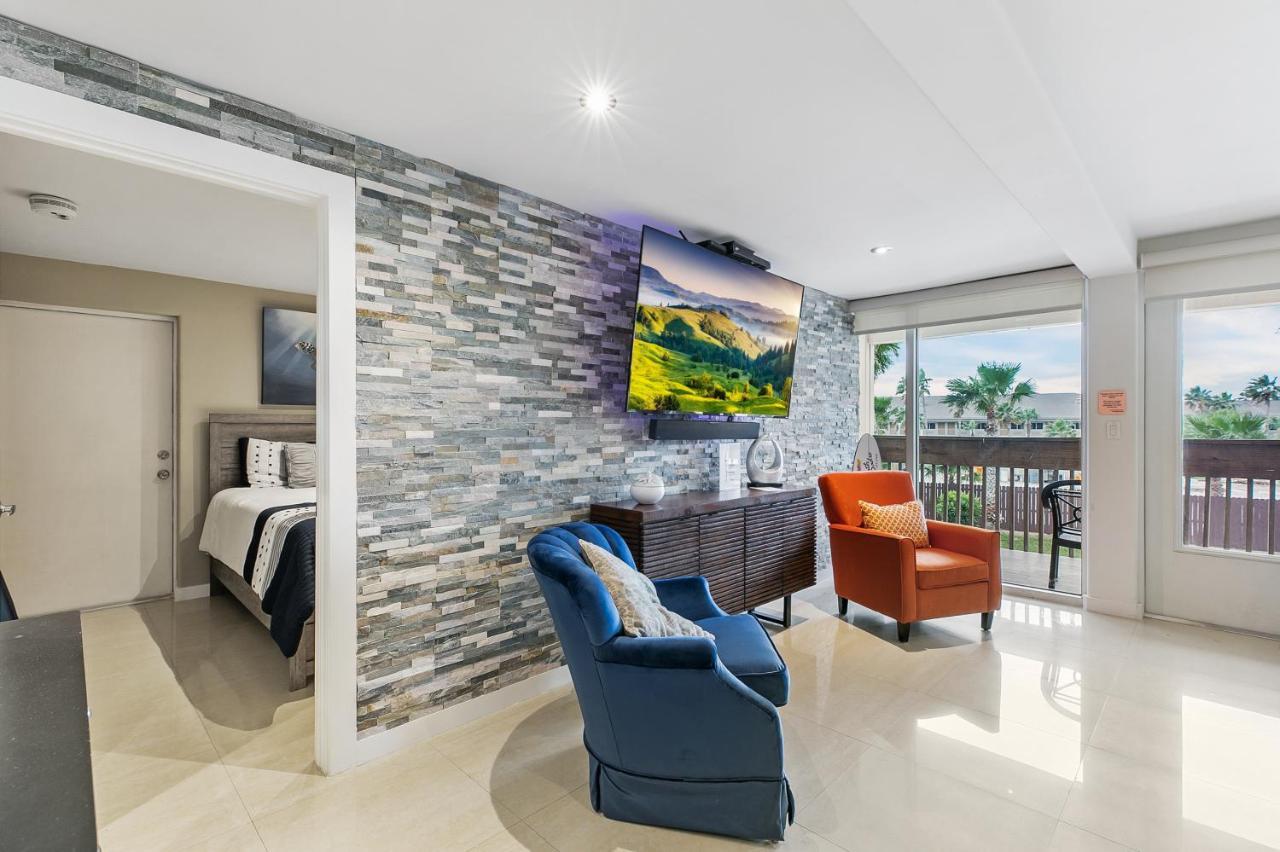 Newly Decorated Condo In Beautiful Beachfront Resort South Padre Island Exteriér fotografie